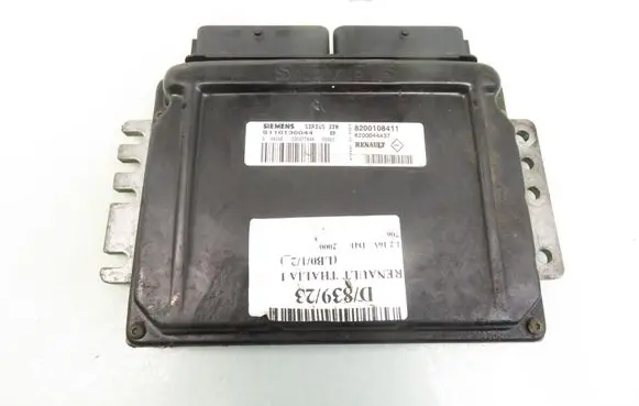 Renault Thalia I Engine control unit/module 8200108411 S110130044B 8200044437