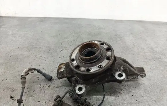 Opel Vectra C Front wheel hub spindle knuckle