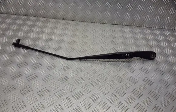 Volvo V50 Front wiper blade arm 30698239