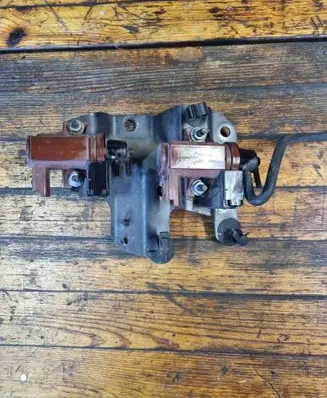 Ford Mondeo MK IV Vacuum valve 6G9Q9E882CA