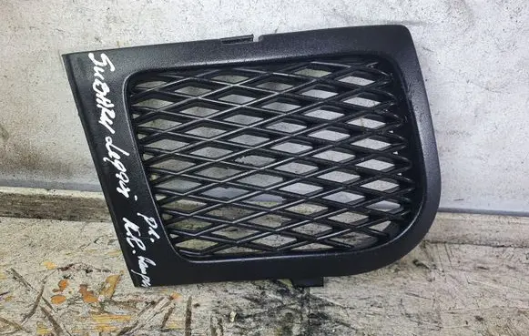 Subaru Legacy Front fog light trim/grill