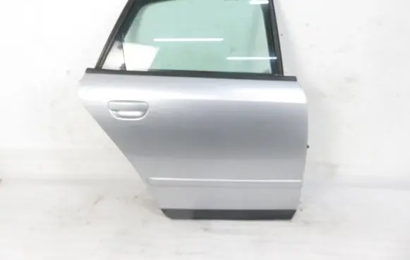 Audi A4 S4 B6 8E 8H Rear door 
