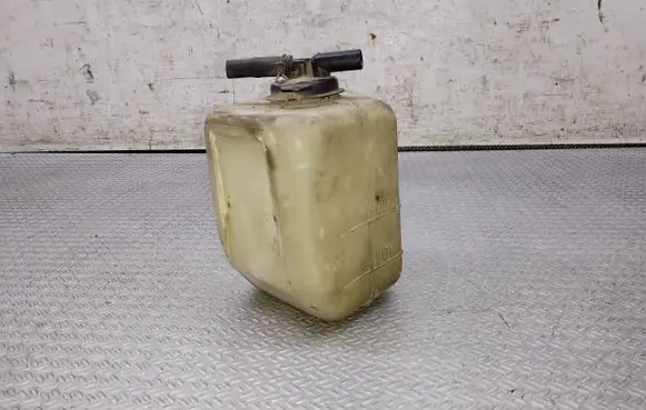 Hyundai Galloper Power steering fluid tank/reservoir