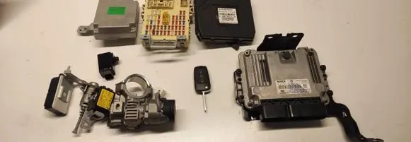 Hyundai i30 Engine control unit/module ECU 39114-2A410