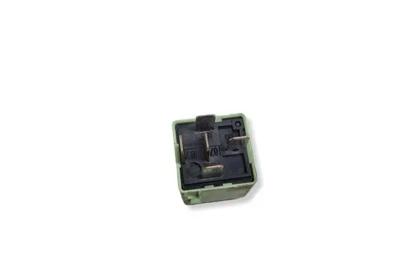 BMW X3 E83 Other relay 8373700 61368373700