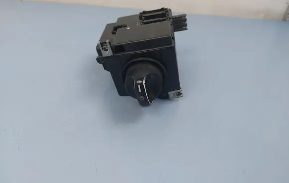 Mercedes-Benz A W168 Light switch A1685450104 170801C02Q12