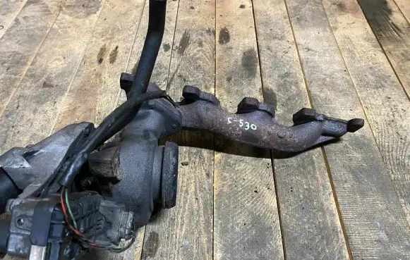 Mercedes-Benz E W211 Turbo A6460900480 6460900480