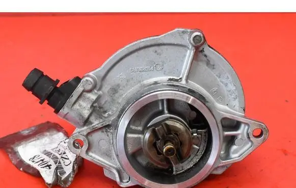 Audi Q7 4L Vacuum pump 057145100AC