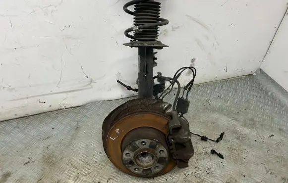 BMW 1 F20 F21 Front wheel hub spindle knuckle