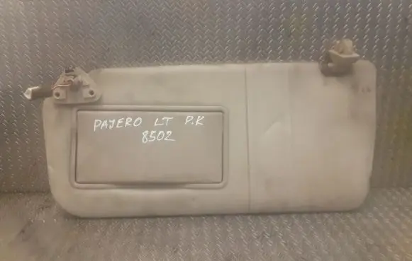 Mitsubishi Pajero Sun visor