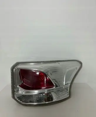Mitsubishi Outlander Rear/tail lights 8330A788