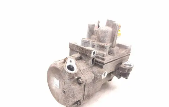 Renault Zoe Air conditioning (A/C) compressor (pump) 926005020R