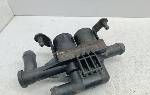 BMW 7 F01 F02 F03 F04 Coolant heater control valve 9119164 1147412200 64119119164