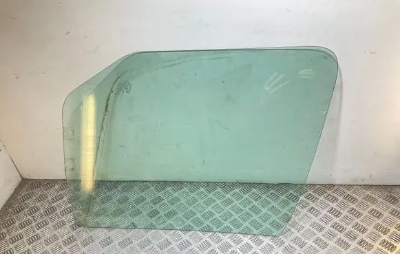 Mercedes-Benz Sprinter W906 Front door window/glass (coupe) 43R001025