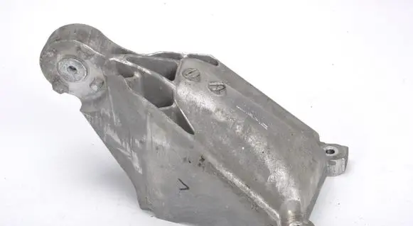 Mercedes-Benz AMG GT R190 C190 Rear differential/diff mount bracket LEWE