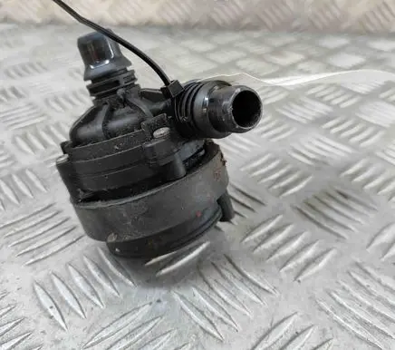 BMW i4 Electric auxiliary coolant/water pump 8840614