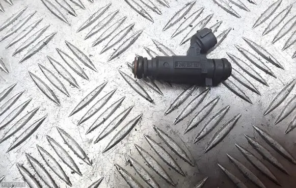 Opel Crossland X Fuel injector 9676017480 0280157127