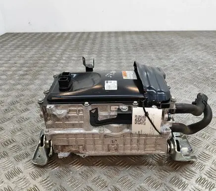 Toyota Yaris Cross Voltage converter inverter G9200K2011 1561000481
