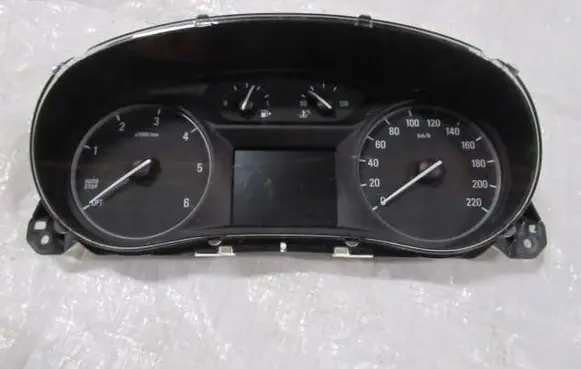 Opel Mokka Speedometer (instrument cluster) 42483699