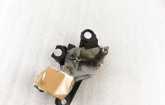 Renault Kangoo II Rear window wiper motor 8200431385 0390201827