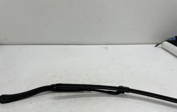 Mercedes-Benz CLS C218 X218 Windshield/front glass wiper blade A2188200044