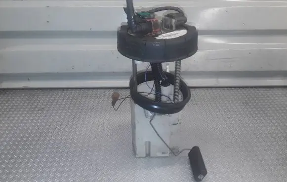Renault Koleos I Fuel level sensor P32m