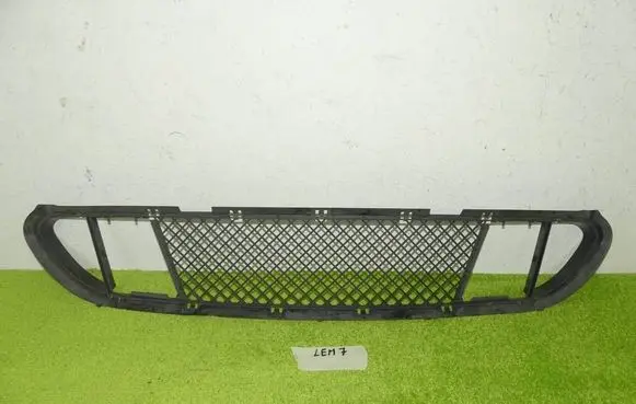 BMW 5 E60 E61 Front bumper lower grill 7896586 51117896586