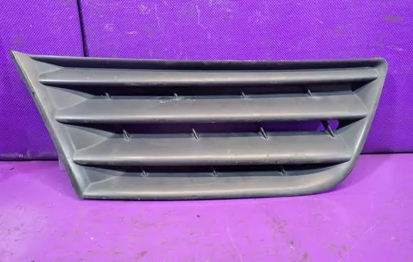 Renault Modus Front bumper lower grill 