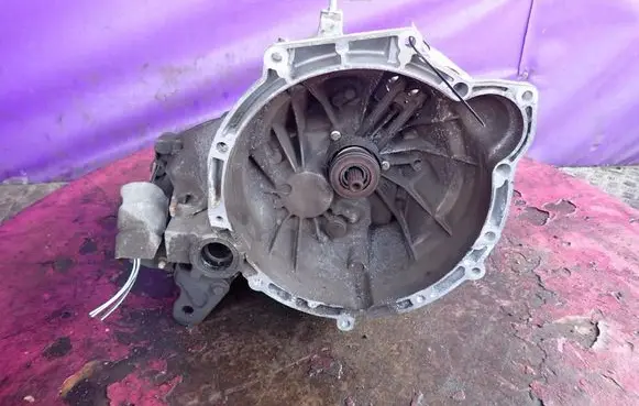 Ford Fiesta Manual 5 speed gearbox 3S6R7002AB