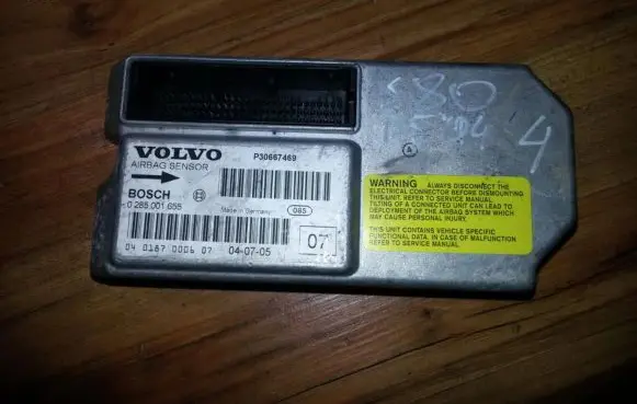 Volvo S80 Airbag control unit/module 0285001655 p30667469