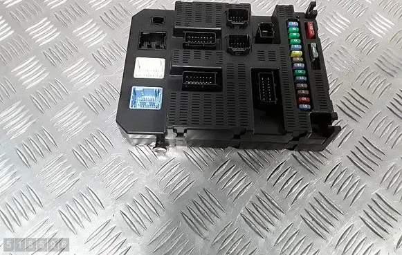Citroen C8 Fuse module 9659285280