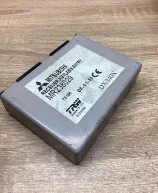 Mitsubishi Space Star Door central lock control unit/module MR238029