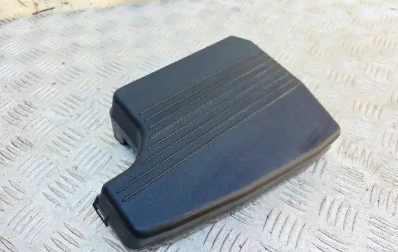 Mazda 6 Fuse box cover KD4566760