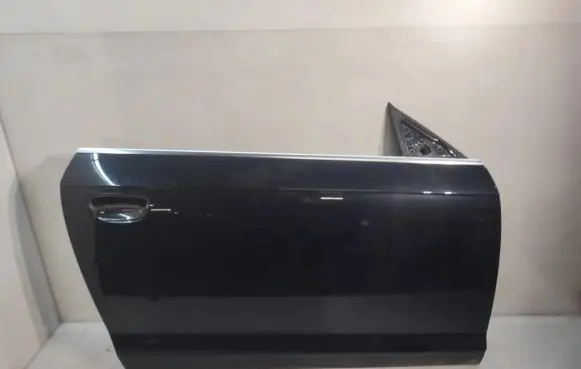 Door (2 Door Coupe)