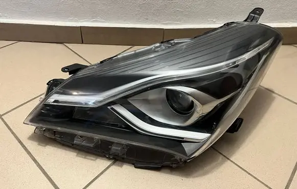 Toyota Yaris Headlight/headlamp YARISIII3LED