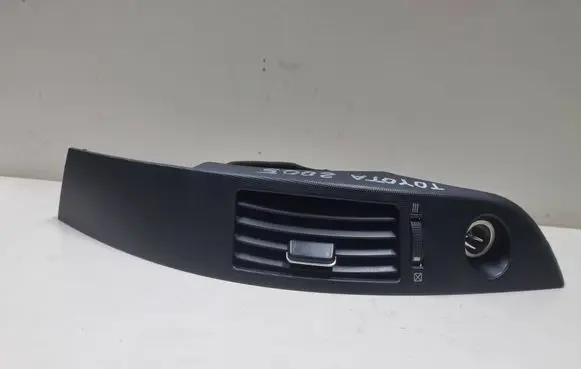 Toyota Corolla Verso E121 Dashboard side air vent grill/cover trim 6556444010