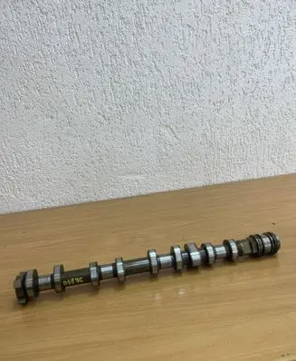 BMW 6 F12 F13 Camshaft 762952601 D5876