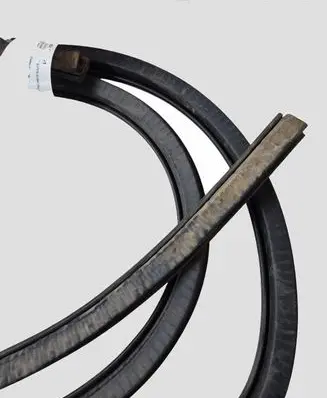 Volkswagen Caddy Front door rubber seal 2K0837911D