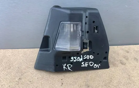 BMW 3 E46 Tail light bulb cover holder 8364925 63218364925 63217165955