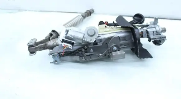 Mercedes-Benz E W211 Steering wheel axle 211462143