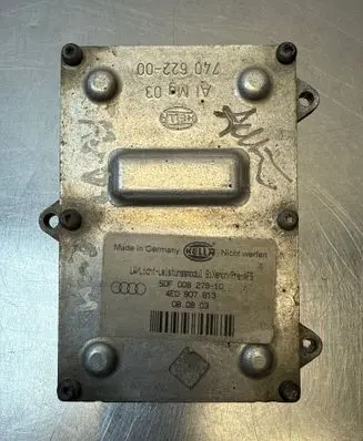 Audi A6 S6 C6 4F Headlight ballast module Xenon 4E0907813