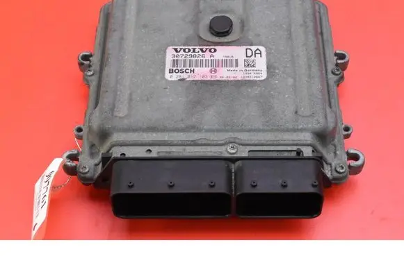 Volvo S60 Engine control unit/module ECU 30729826A