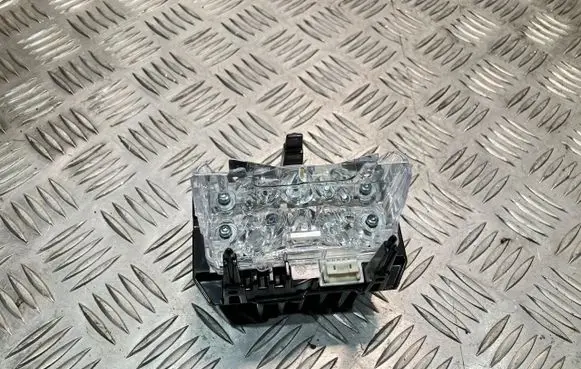 BMW 1 F40 LED ballast control module 90147413