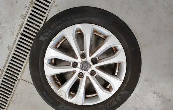 Renault Zoe R16 alloy rim 403004309R