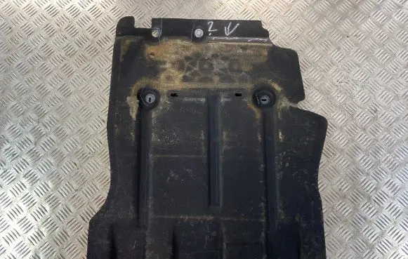 Engine splash shield/under tray