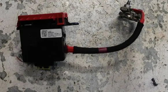 Renault Austral Positive cable (battery) 285A82470R