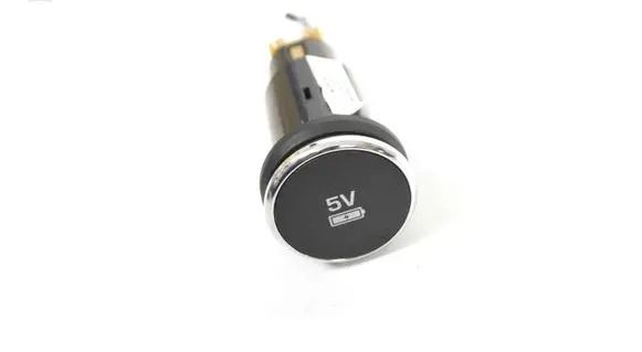 Land Rover Discovery 5 USB socket connector JY3219010DA