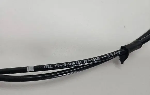 Audi A4 S4 B6 8E 8H Engine bonnet (hood) release handle 8E1823533B 8E1823531D