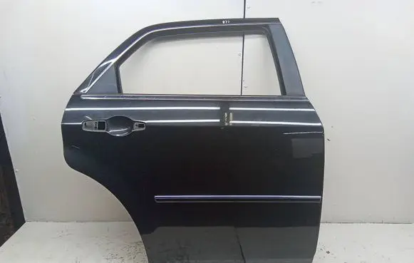 Chrysler 300 - 300C Rear door