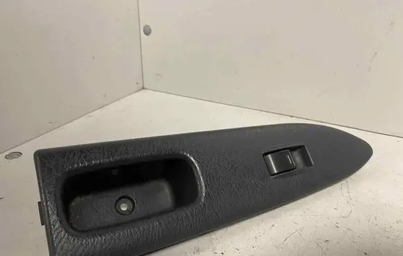 Toyota Avensis T220 Electric window control switch 7423105050
